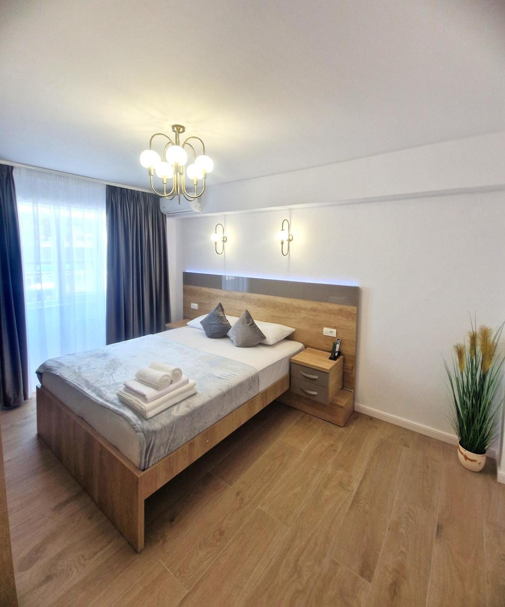 Ultracentral Luxury Apartament Curtea de Argeş Екстериор снимка