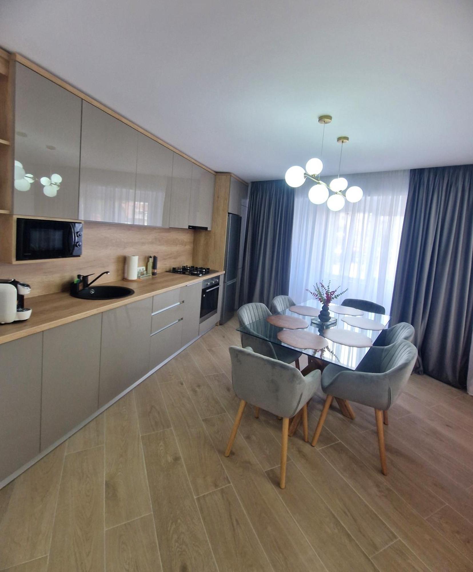 Ultracentral Luxury Apartament Curtea de Argeş Екстериор снимка