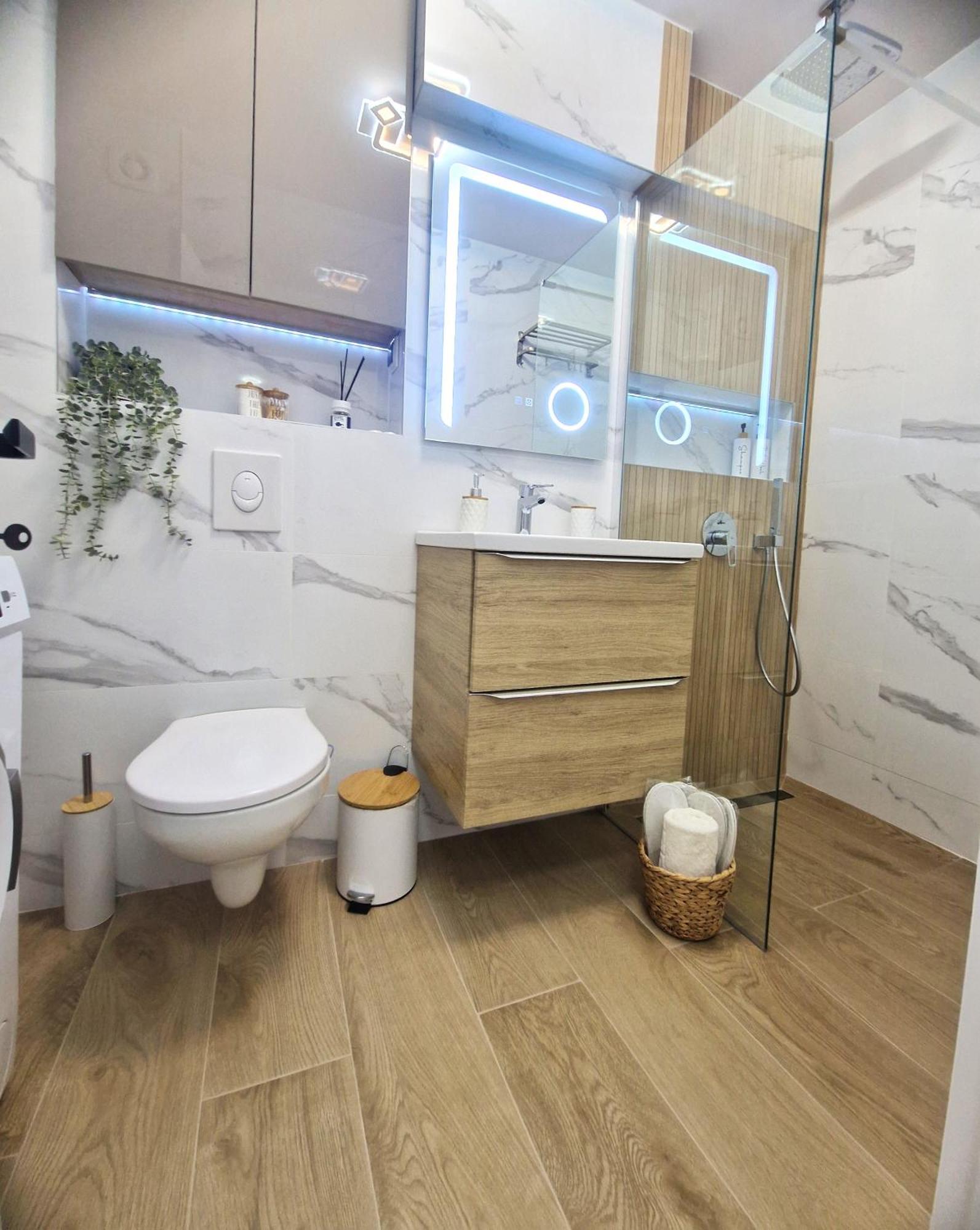 Ultracentral Luxury Apartament Curtea de Argeş Екстериор снимка