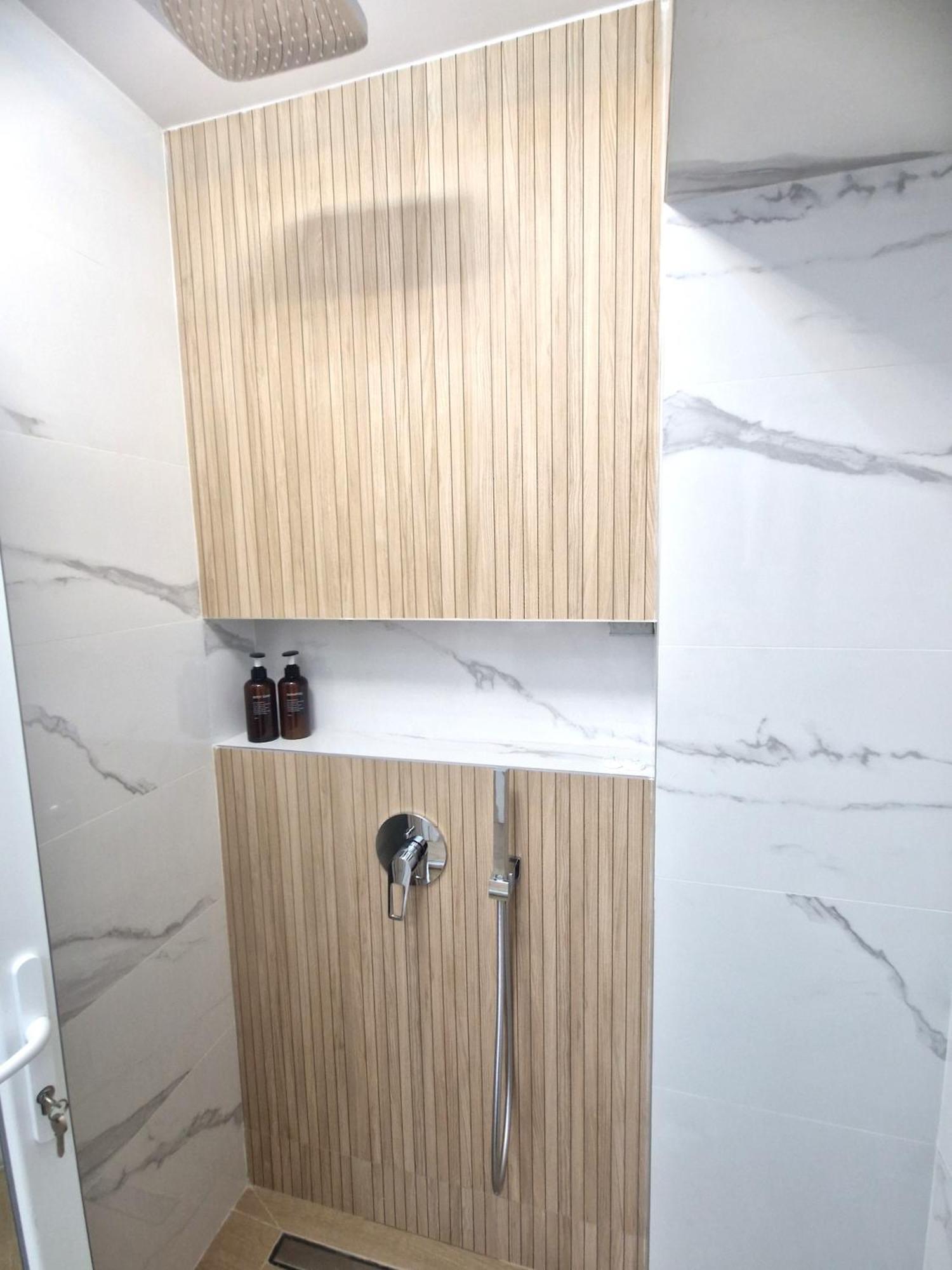 Ultracentral Luxury Apartament Curtea de Argeş Екстериор снимка